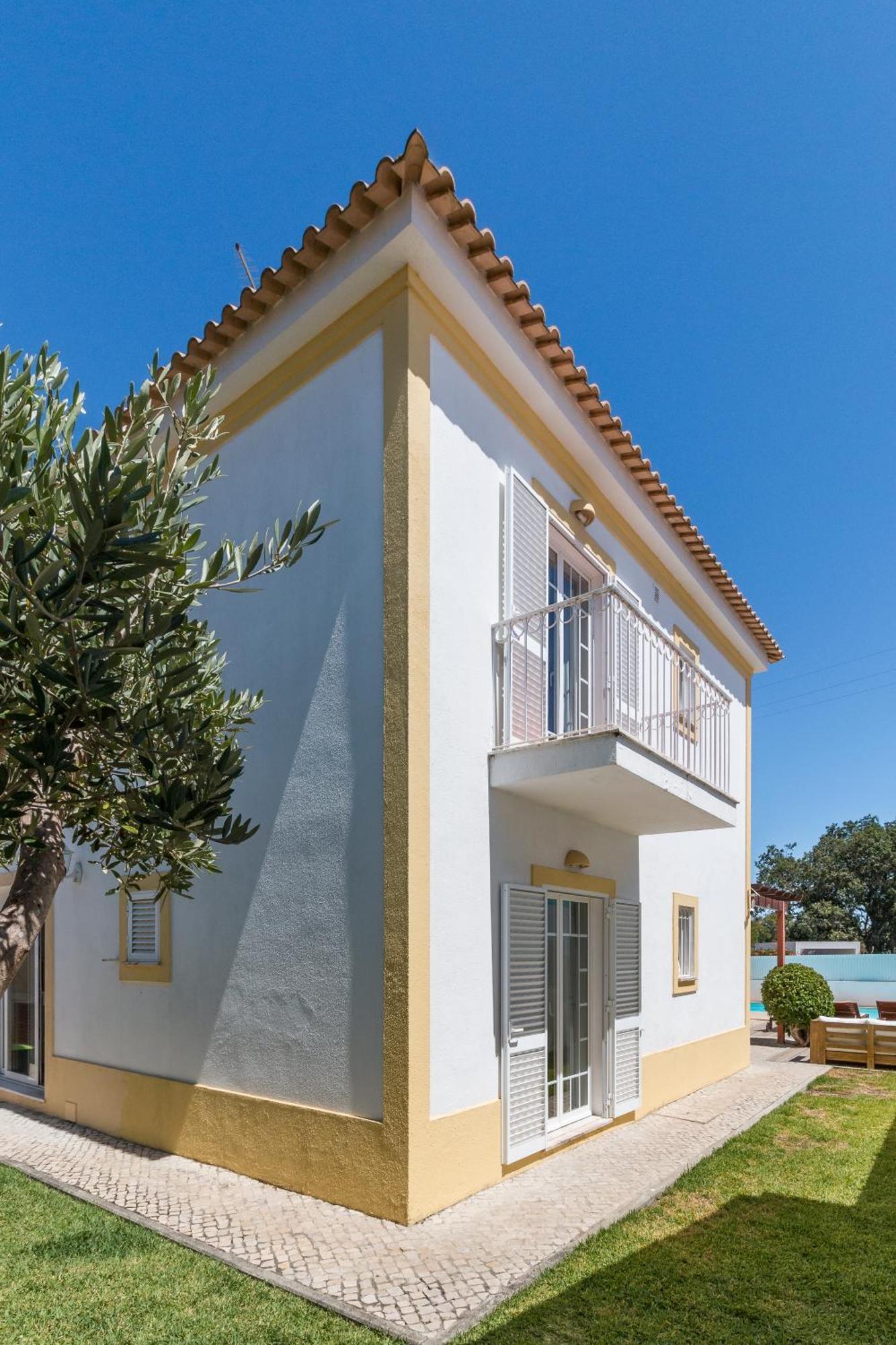 Yellow House Алдея-ду-Меку Екстер'єр фото